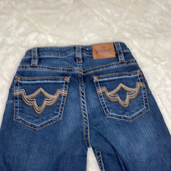 Mid Rise Bootcut Jeans - Picture 4 of 5